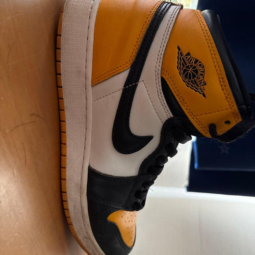Nike Sneakers Air Jordan 1 High Yellow Black