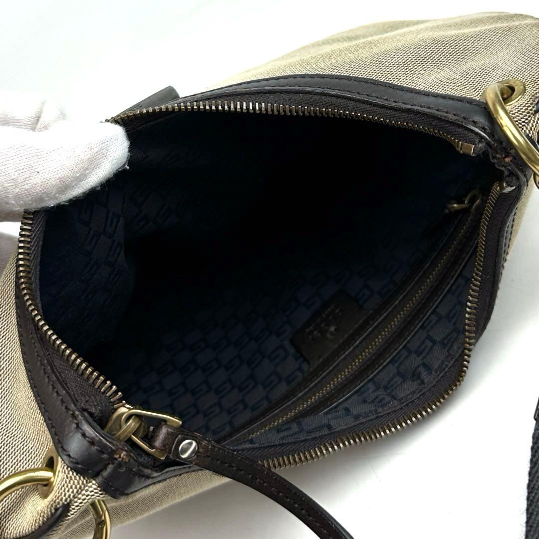 Gucci Shoulder Bag