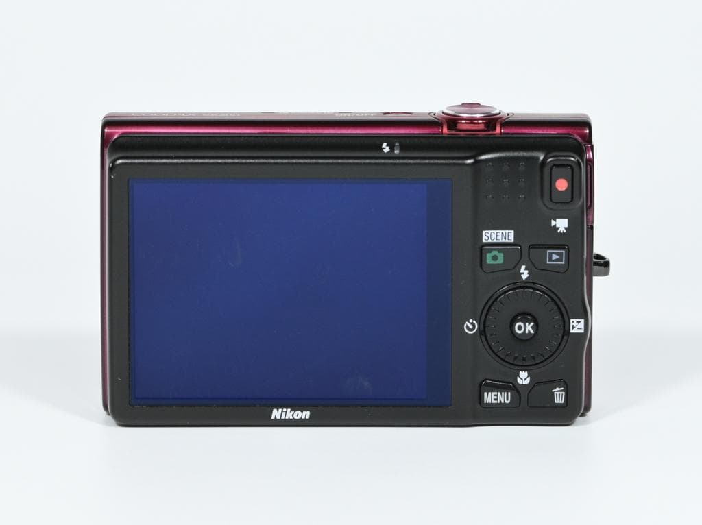 Nikon Compact Digital Camera Coolpix S6200