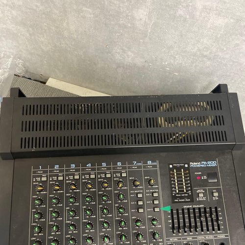 Powered Mixers Roland Pa-200 Mixer