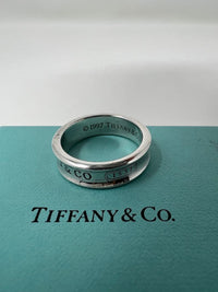 Tiffany Rings Co. 24 925