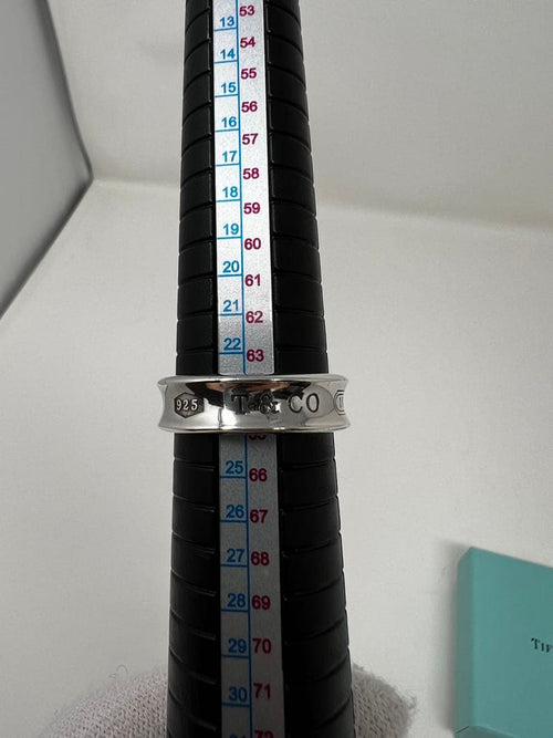 Tiffany Rings Co. 24 925