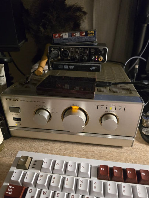 Integrated Amplifiers Onkyo A-922M