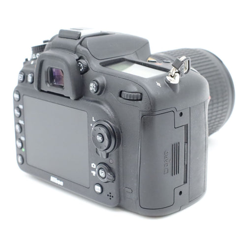 Nikon Digital Slr D7100 18-105Vr Af-S Dx Nikkor 18-105Mm F/3.5-5.6G Ed Vr