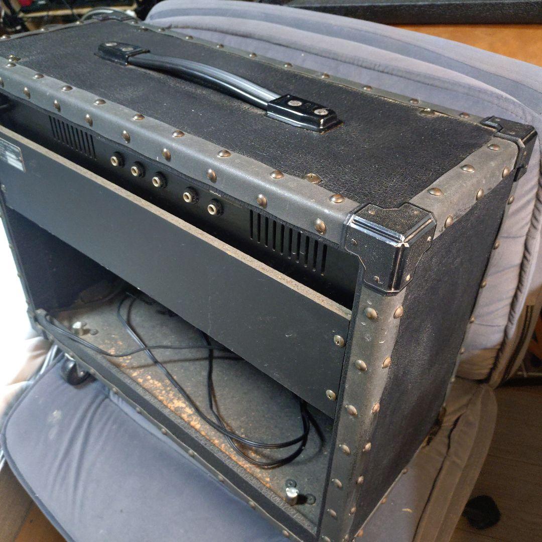 Roland Guitar Amplifiers Jazz Chorus Jc-77