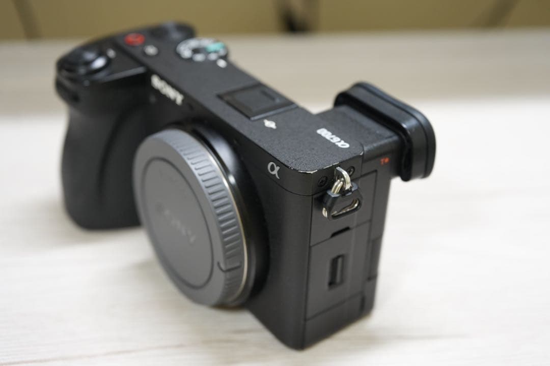 Sony Mirrorless Interchangeable Lens Cameras 6700