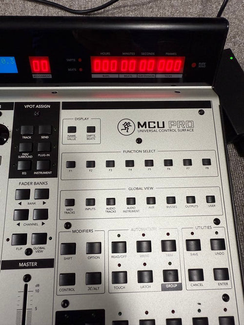 Mackie Controllers Faders Mcu Pro Daw