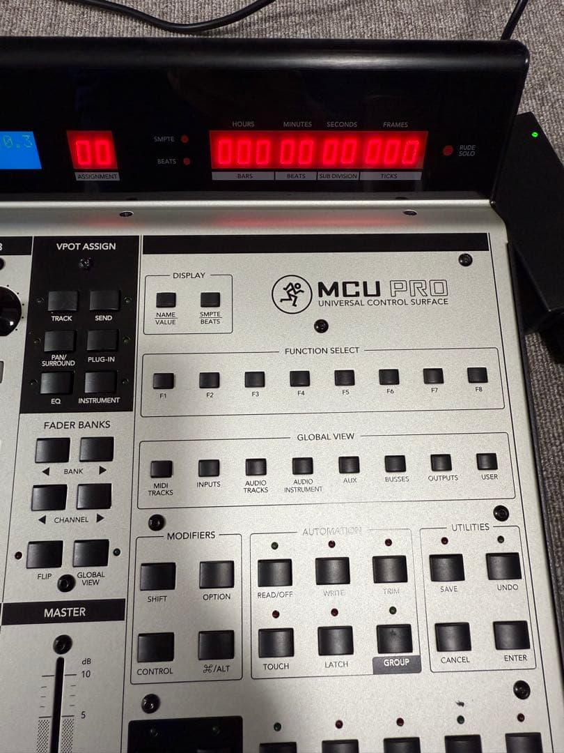 Mackie Controllers Faders Mcu Pro Daw