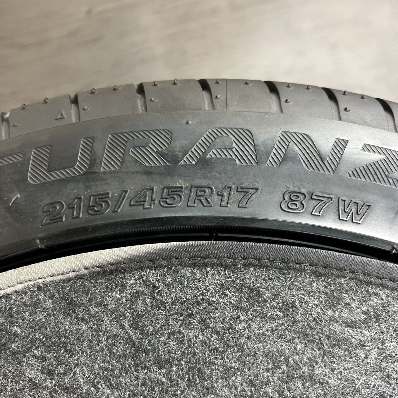 Hot Stuff 17 Inches ]G Speed Bridgestone 215/45R17 #190S40426