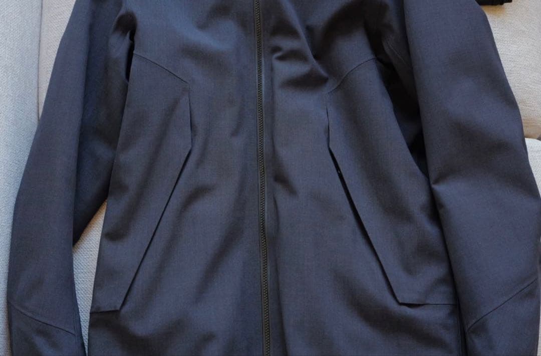 Arc'Teryx Veilance Down Jackets Xs