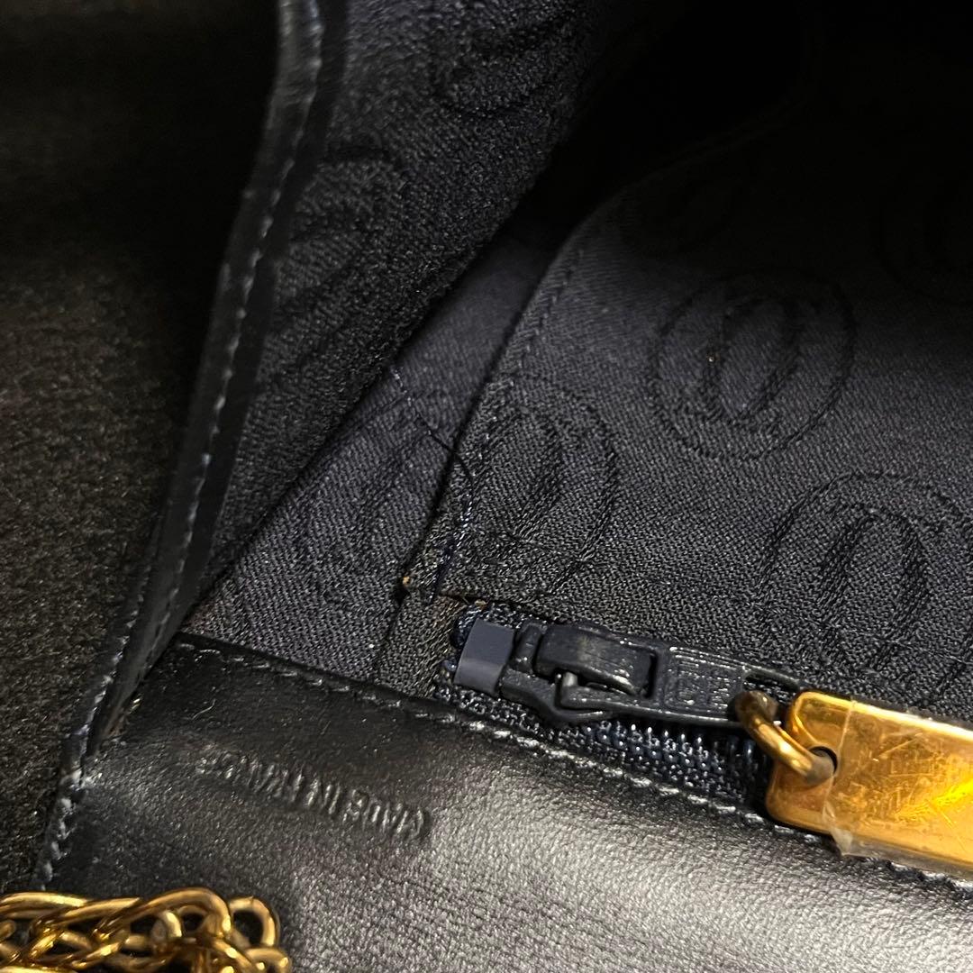 Cartier Shoulder Bags