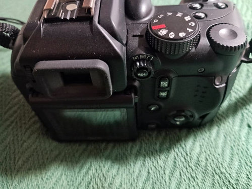 Compact Digital Camera Fujifilm Finepix S9000 28-300Mm