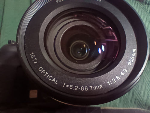 Compact Digital Camera Fujifilm Finepix S9000 28-300Mm