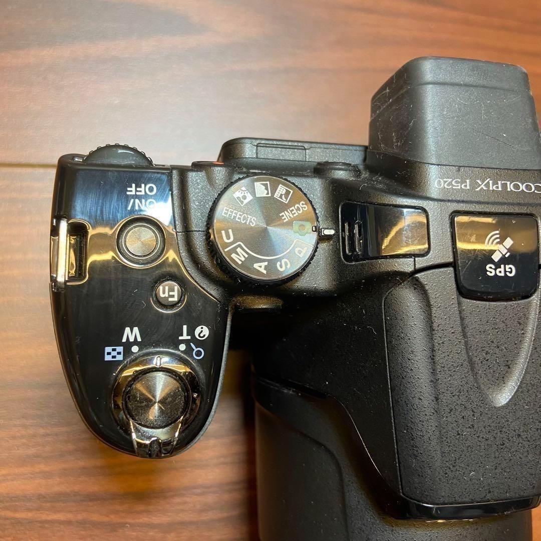 Nikon Compact Digital Camera Coolpix P520 2731