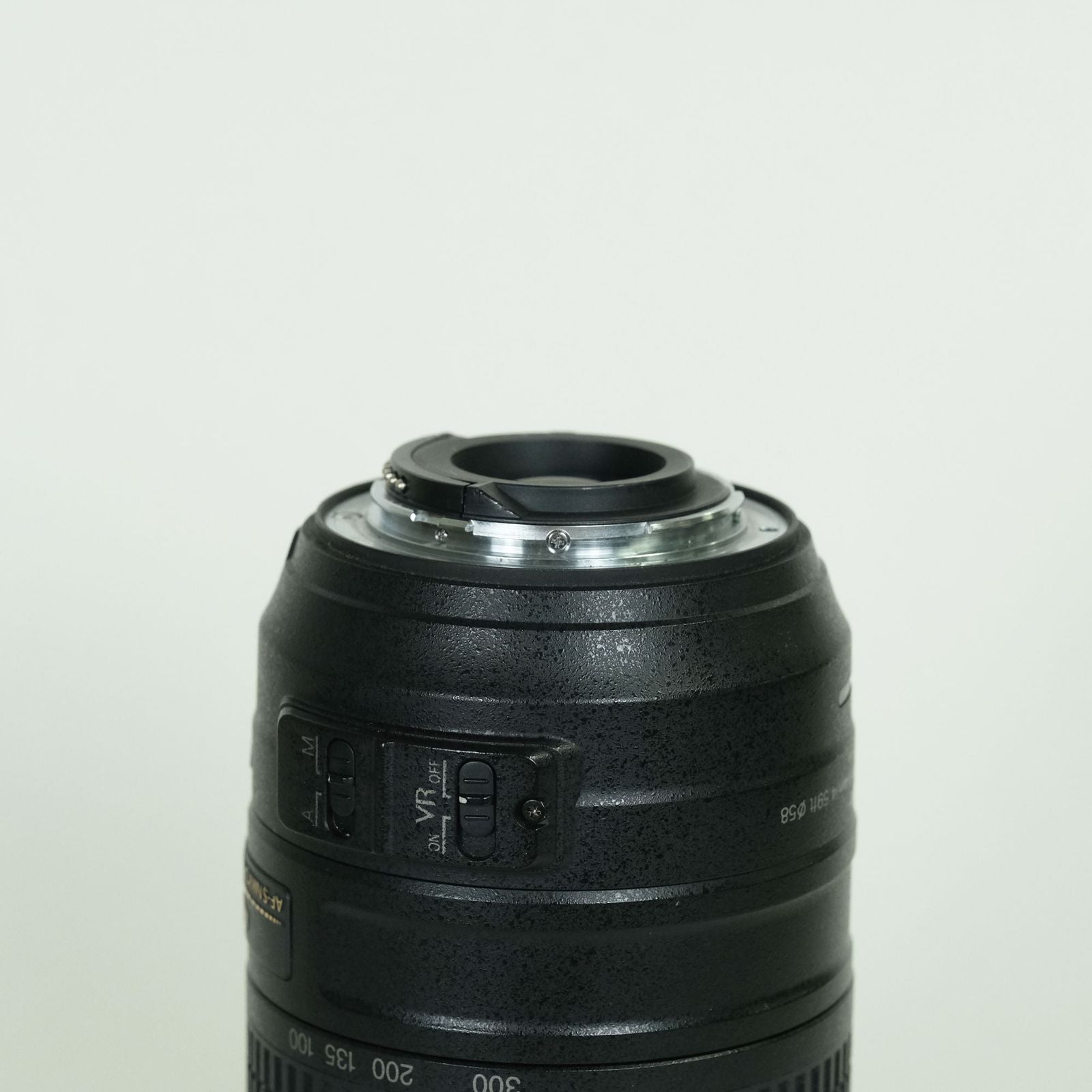 Nikon Lens (Zoom) Af-S Dx Nikkor 55-300Mm F4.5-5.6G Ed Vr F