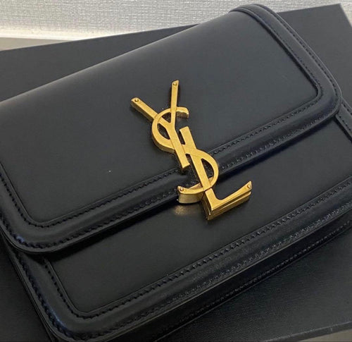 Yves Saint Laurent Shoulder Bag R*U