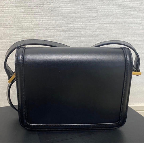 Yves Saint Laurent Shoulder Bag R*U