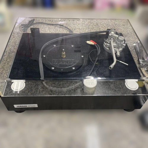 Record Players (Turntables) Yamaha Gt-2000