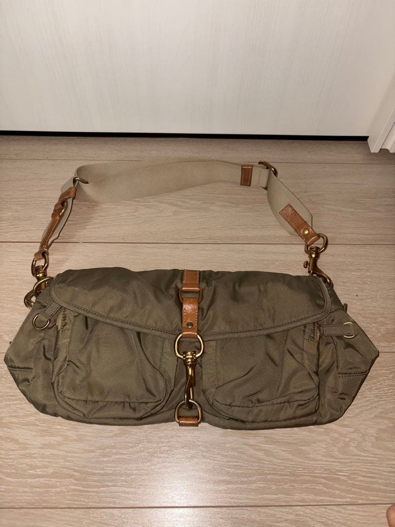 Miu Shoulder Bags 90S Archive Bag
