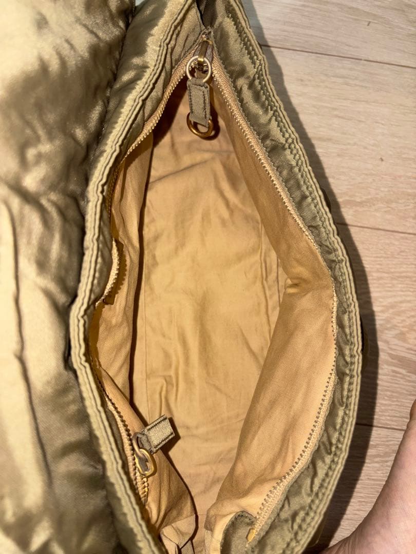 Miu Shoulder Bags 90S Archive Bag