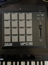Expansion Pads, Samplers Effects Units Akai Mpd18