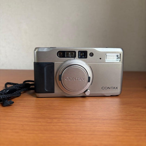 Contax Compact Cameras (Film) Tvs Data Back