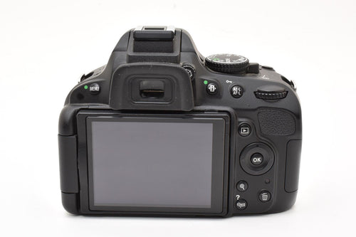 Nikon Digital Slr 2261 D5100 #K788-4