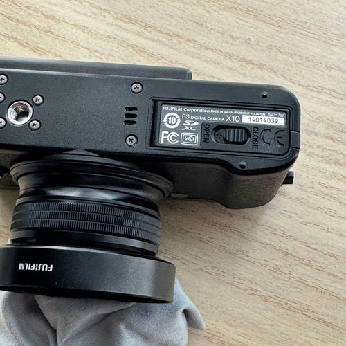 Fujifilm Compact Digital Cameras X10