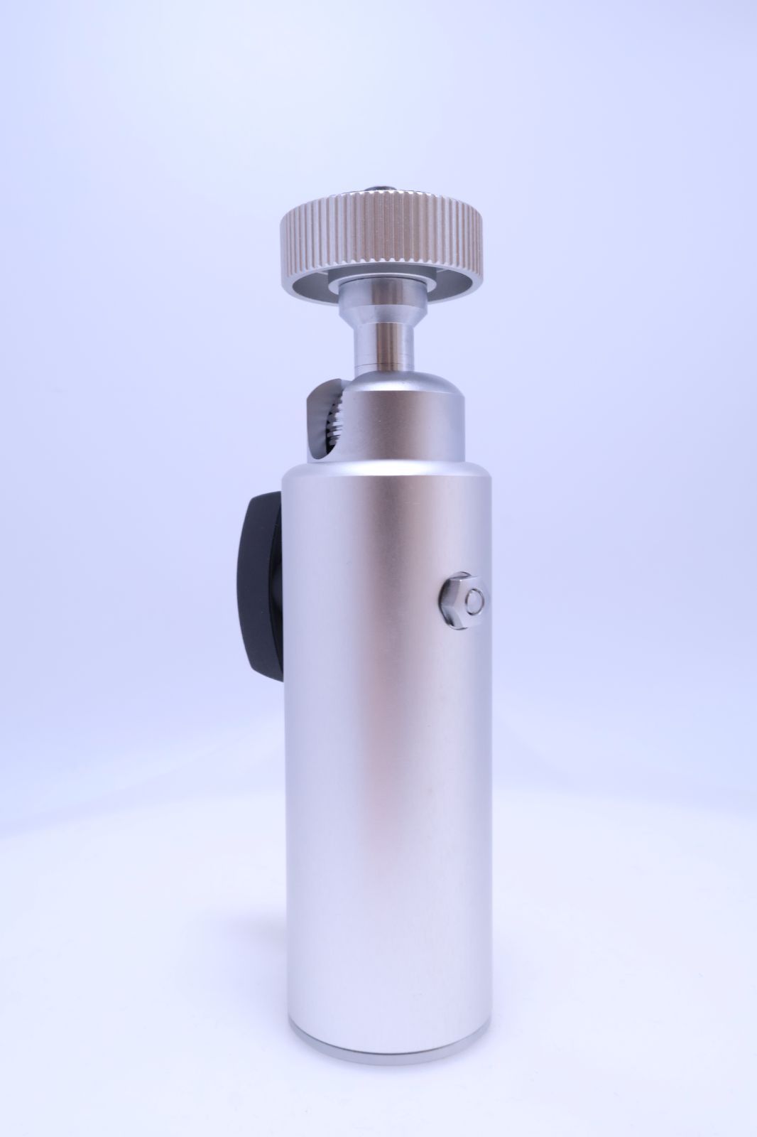 Leica Crepe (Silver)(