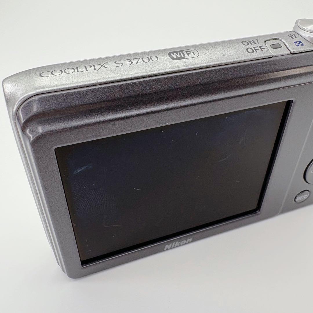 Nikon Compact Digital Camera Coolpix S3700