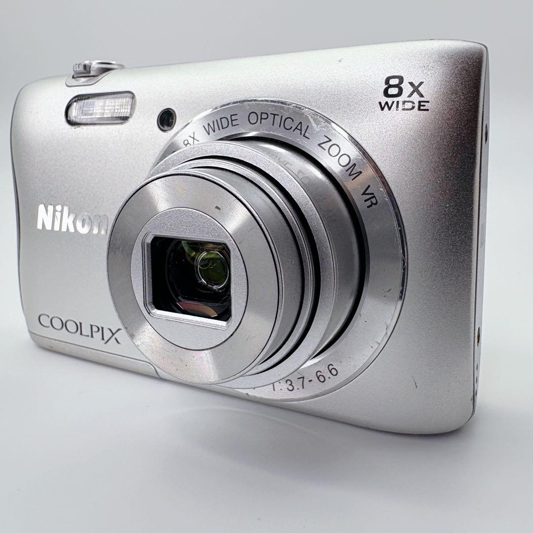 Nikon Compact Digital Camera Coolpix S3700