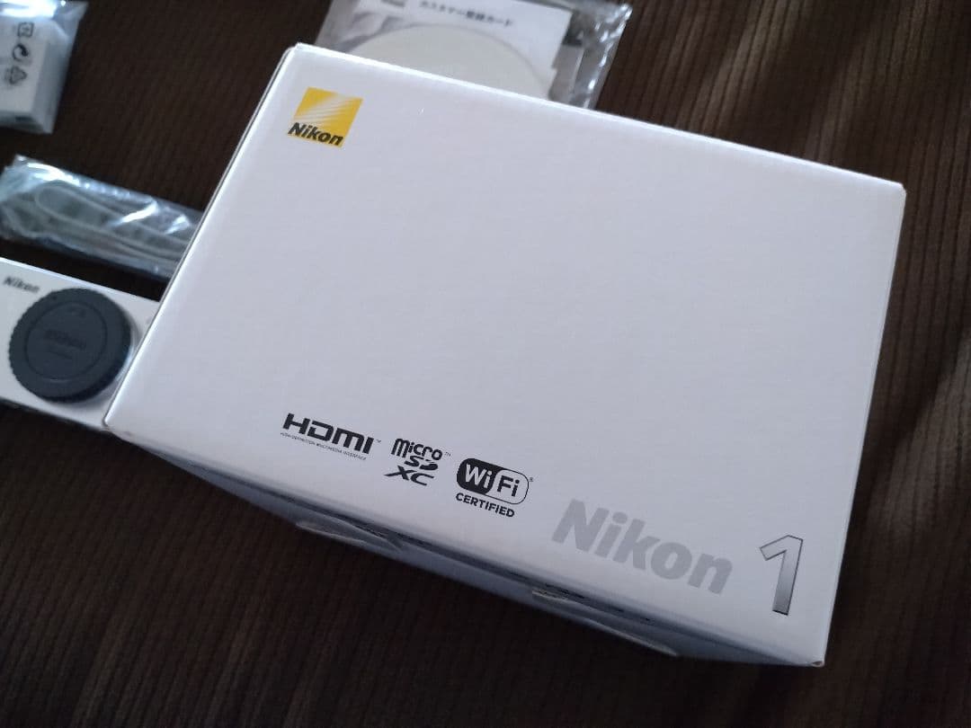 Nikon Compact Digital Cameras 1 J4 Model Zoom Lens Kit