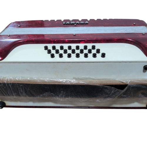 Yamaha Accordions 32 21
