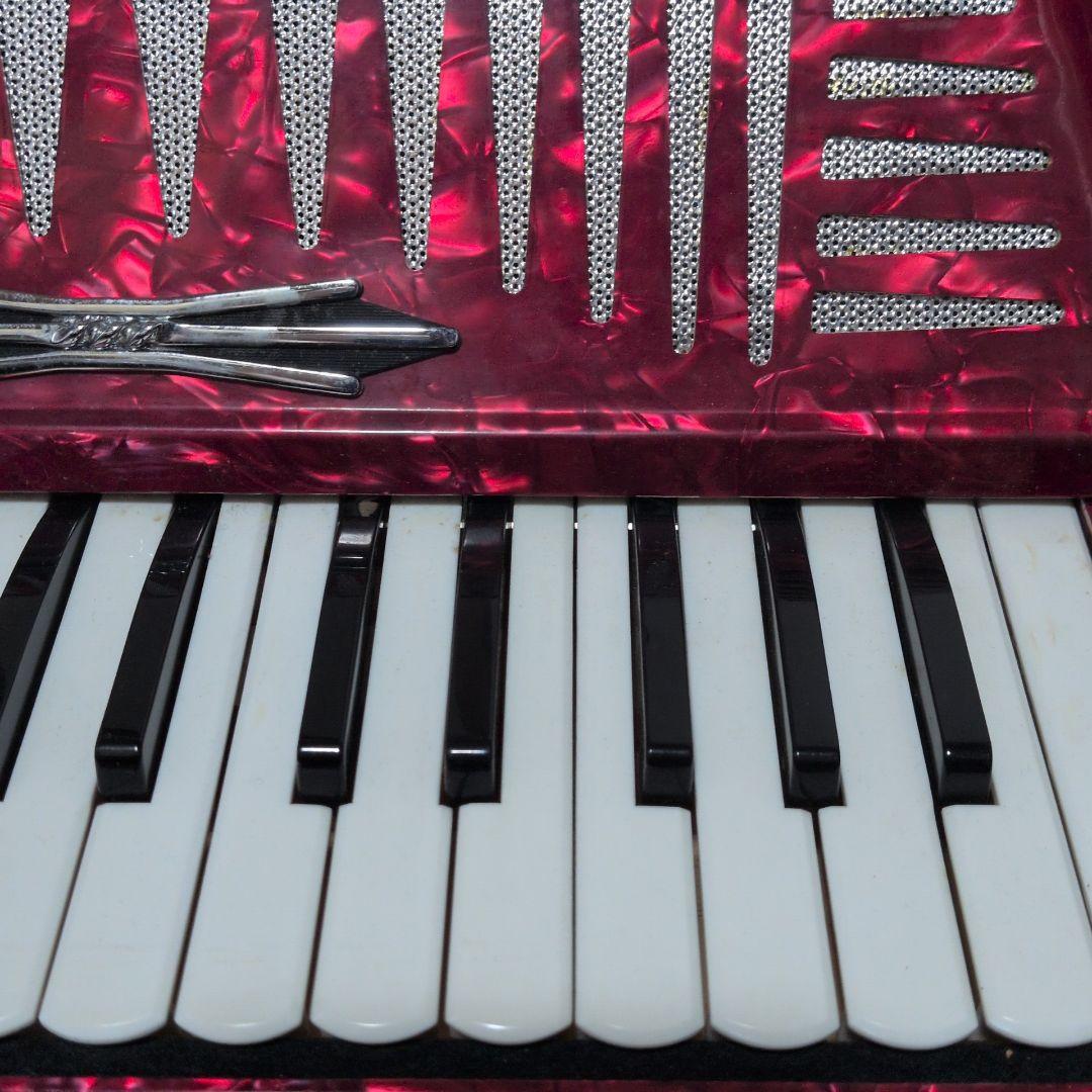 Yamaha Accordions 32 21