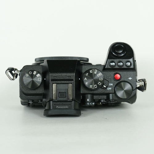 Panasonic Mirrorless Interchangeable Lips Lumix Dc-S5 Leica L