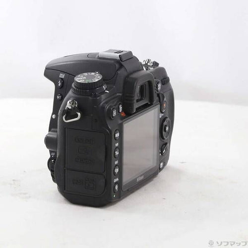 Nikon Digital Slr D7000 352