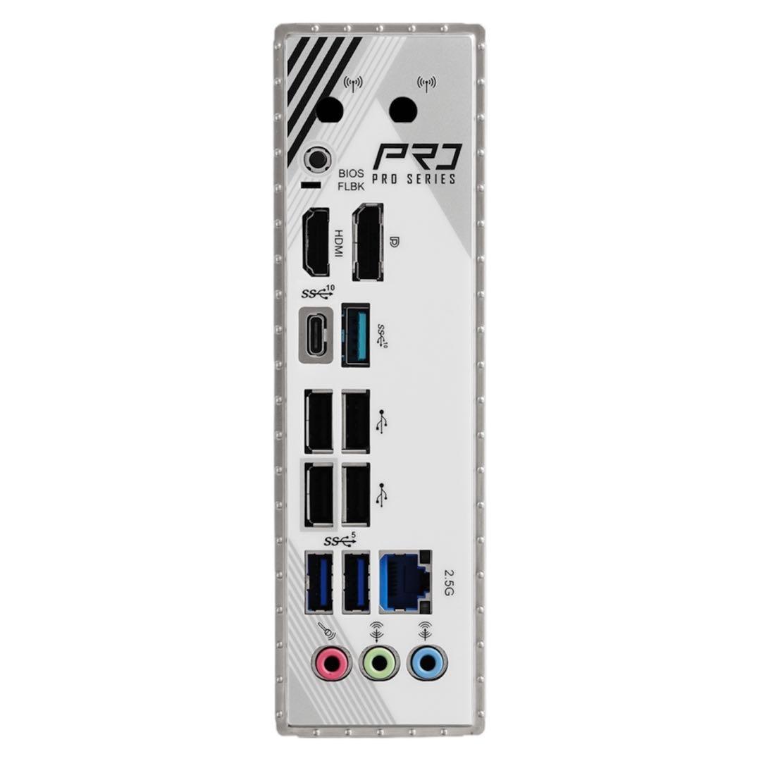 Gaming Desktop Ryzen7 9700X Rx9070Xt 16Gb