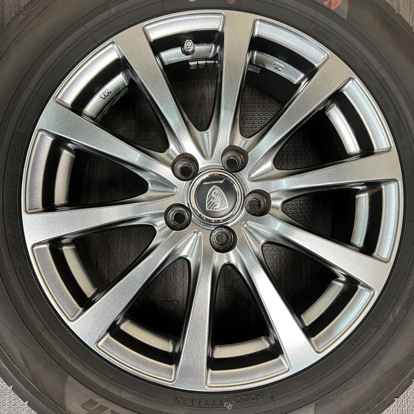 Manaray 16 Inches Sport 5X100 #18D40426