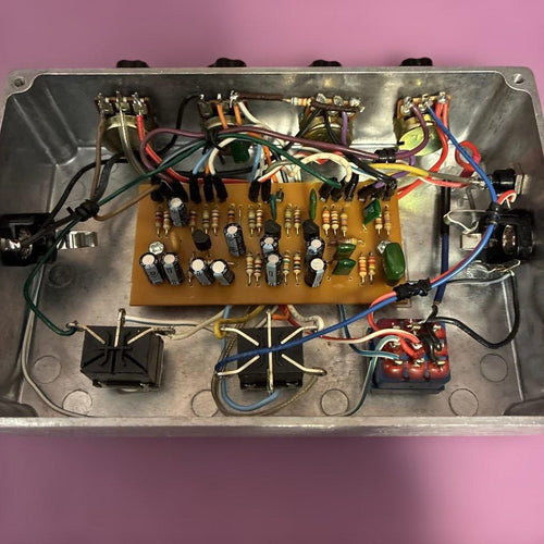 Roland Guitar Effects Units /Beebaa Fuzz. Af-100