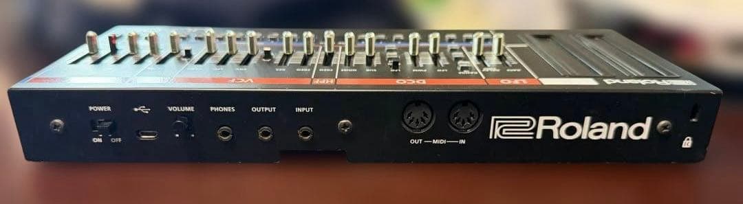 Roland Modular Synthesizers Boutique Ju-06