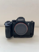 Sony Mirrorless Interchangeable Lips A7Riii 3