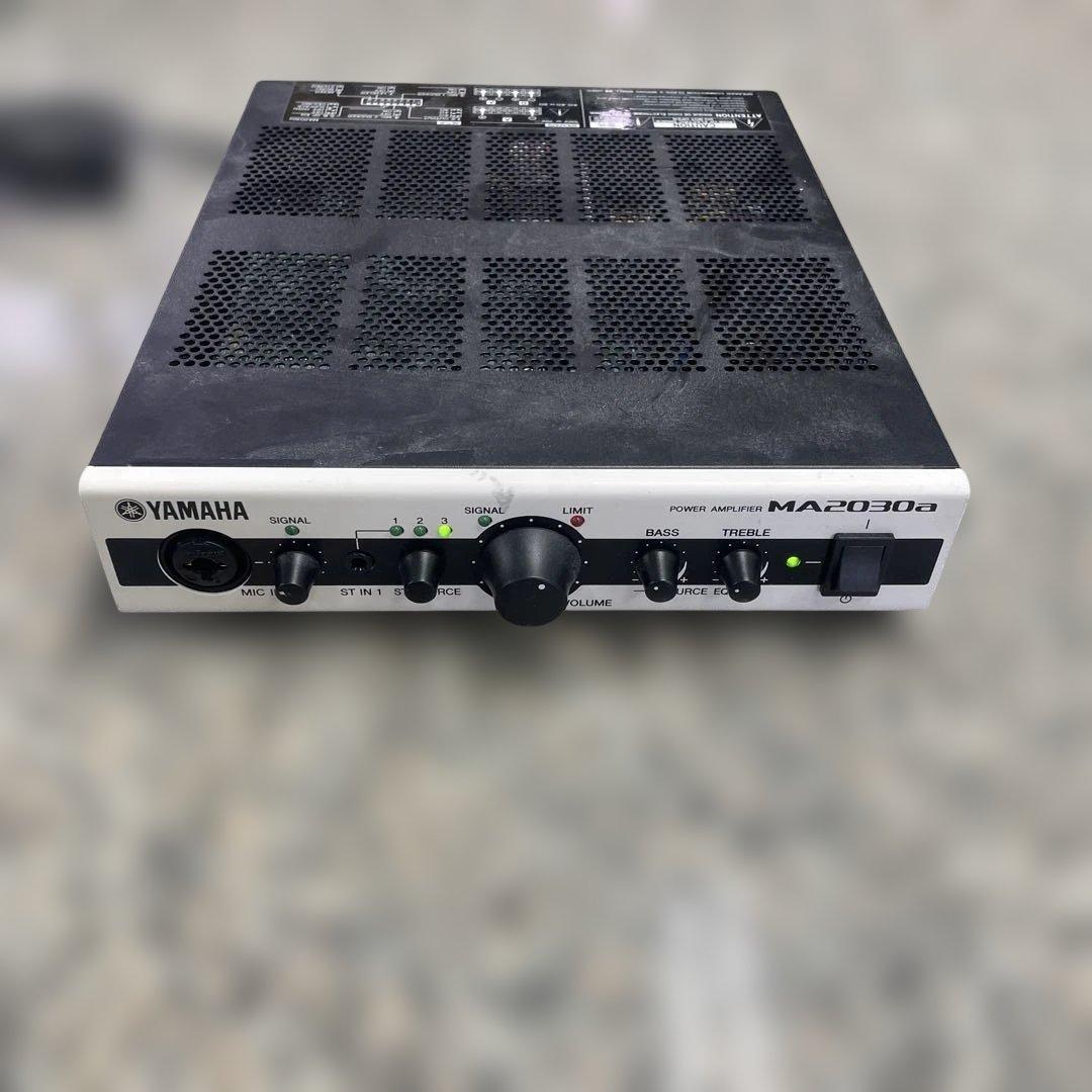 Power Amplifiers Yamaha Ma2030A
