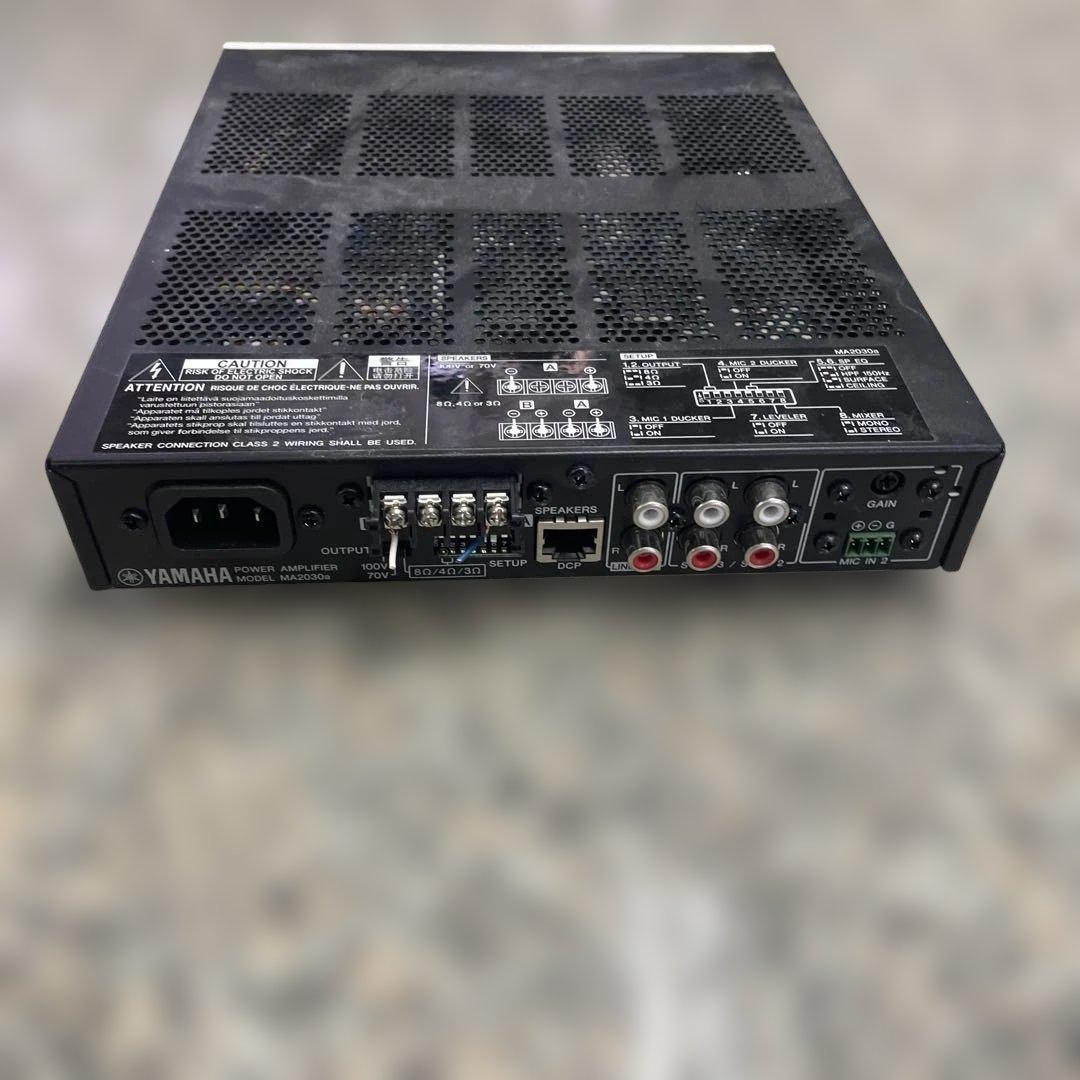 Power Amplifiers Yamaha Ma2030A
