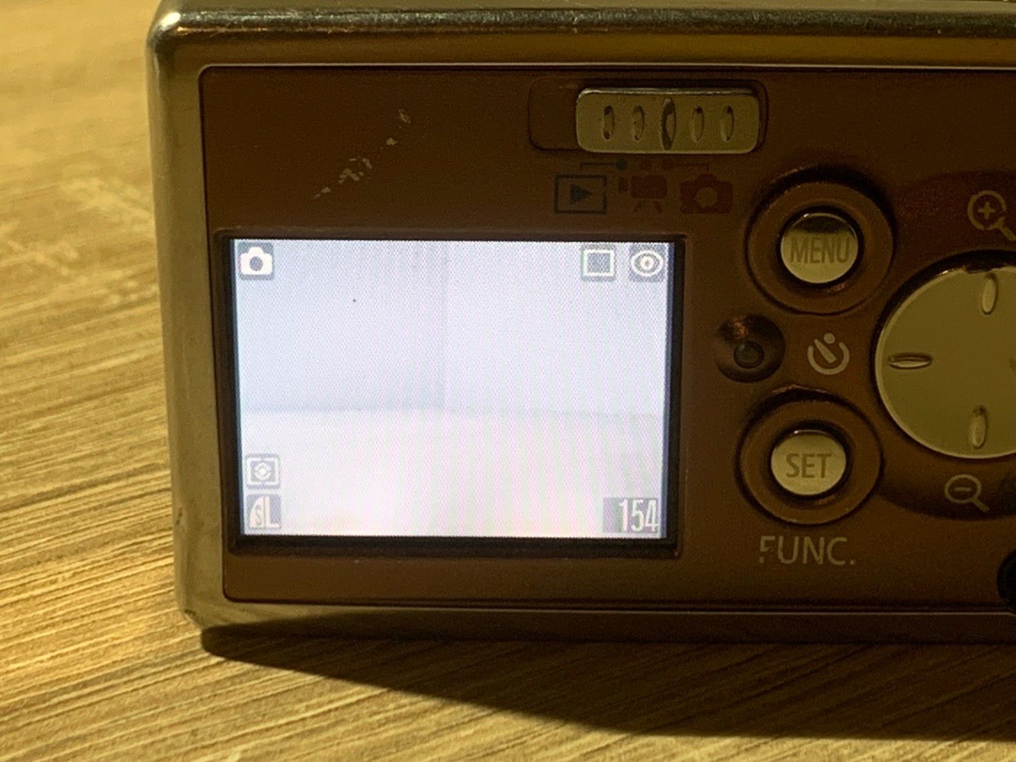 Compact Digital Camera 9547 Canon Ixy L1