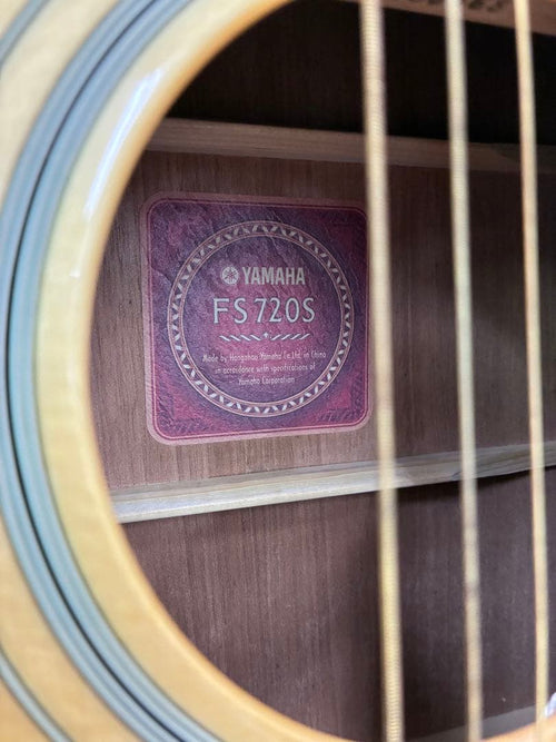 Yamaha Acoustic Guitars Fs720S