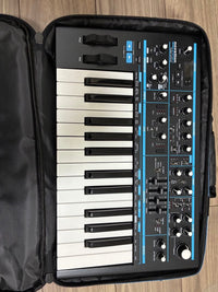 Analog Synthesizers Novation Bass Station Ii