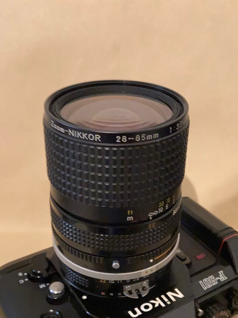 Nikon Slr Camera (Film) F-501 Zoom-Nikkor 28-80Mm F3.5-4.5