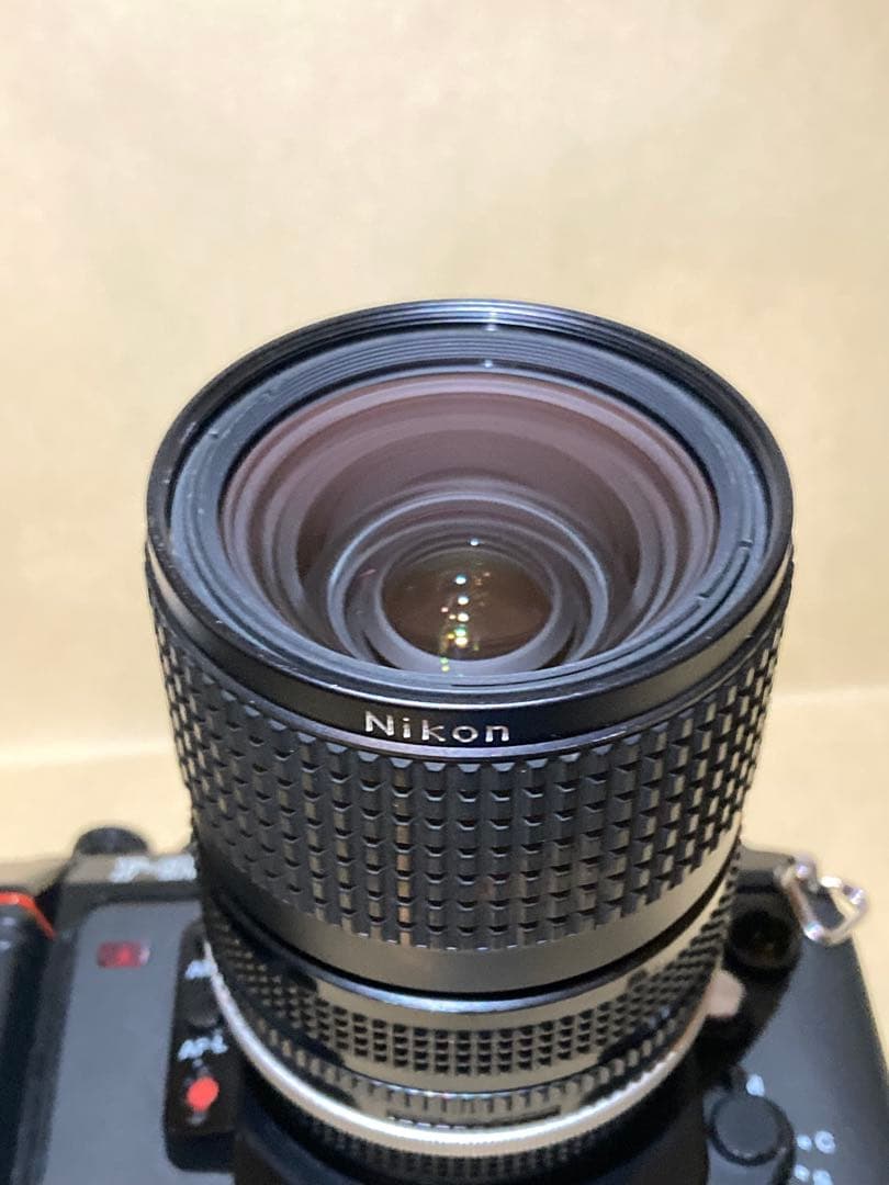 Nikon Slr Camera (Film) F-501 Zoom-Nikkor 28-80Mm F3.5-4.5