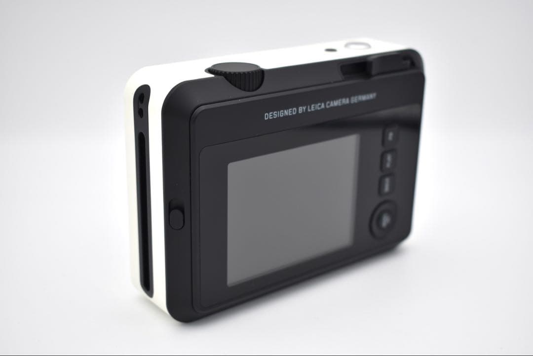 Leica Instant Cameras 2