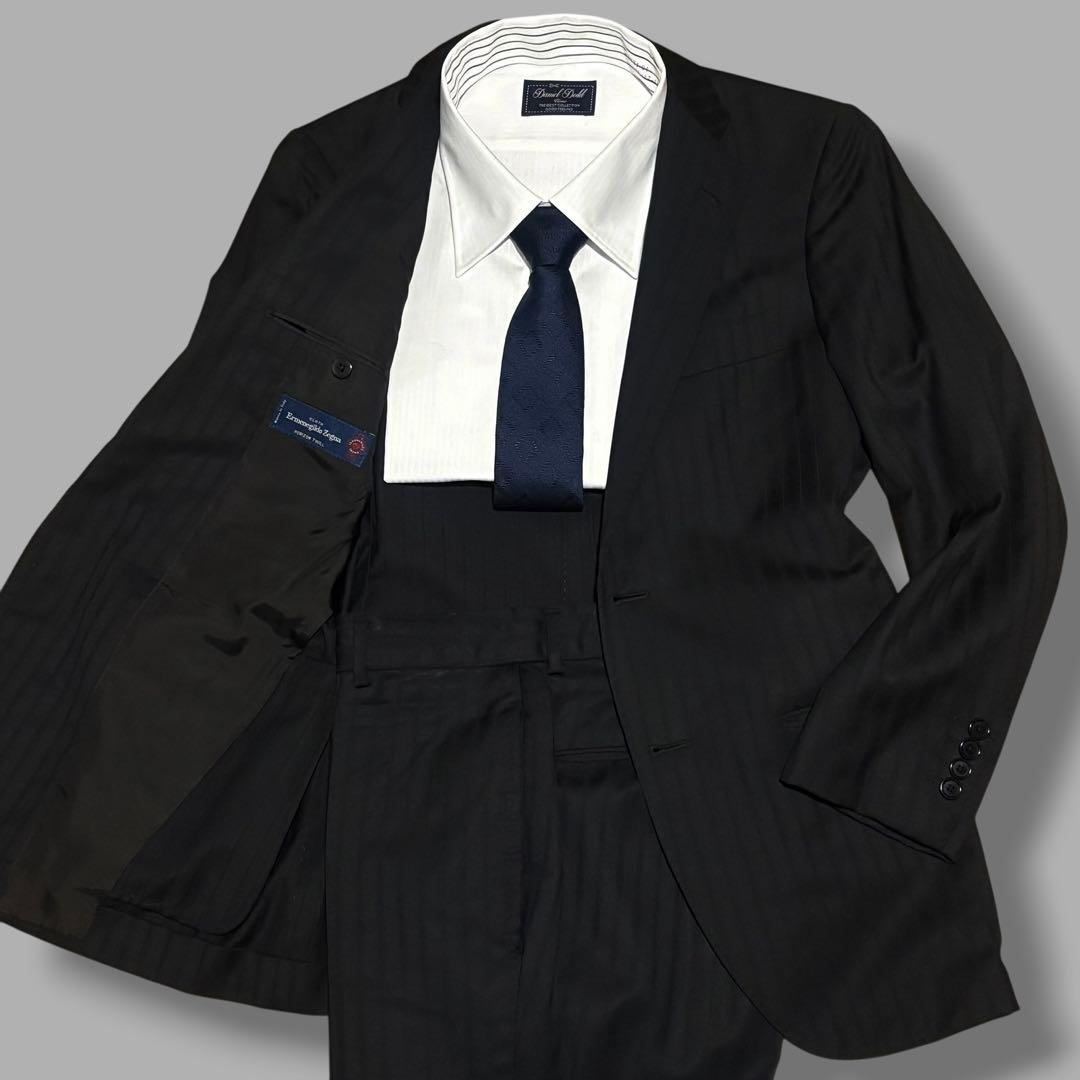 Tomorrowland Business Suit 44